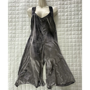 Maeve Anthropologie Jumpsuit Womens Medium Petite Gray Velvet Cropped Wide Leg
